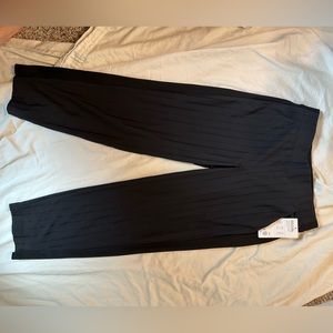 Athleta Brooklyn ankle pant 4p